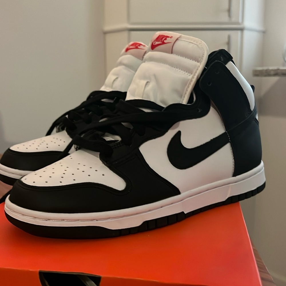 W Nike Dunk High